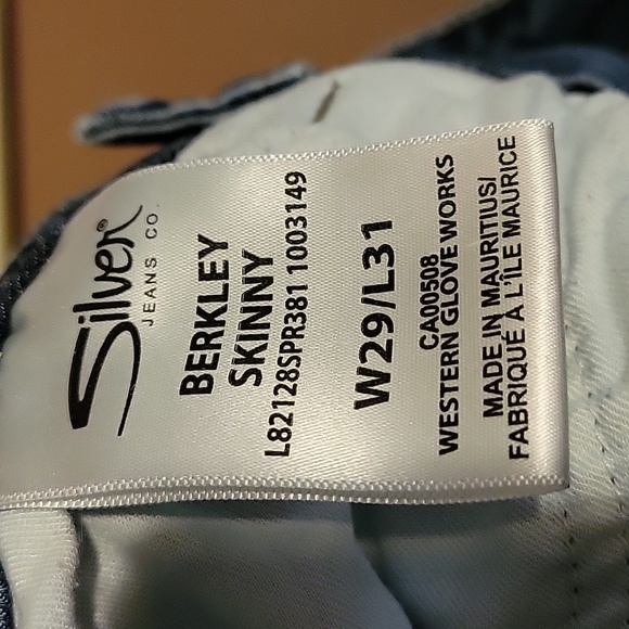 Silver Berkley Skinny Darkwash Jeans 29 x 31 discontinued! - Picture 5 of 12
